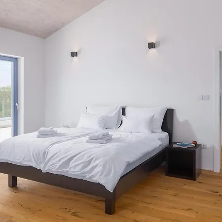 Holiday home Gorgeous In With Kitchen *